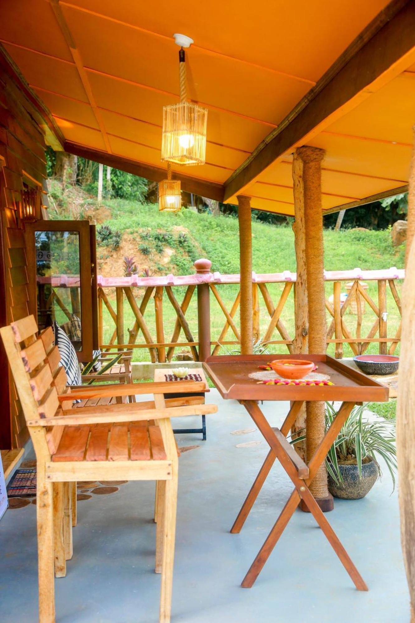 Blue Ocean Tree House Hiriketiya Villa Dikwella Eksteriør bilde