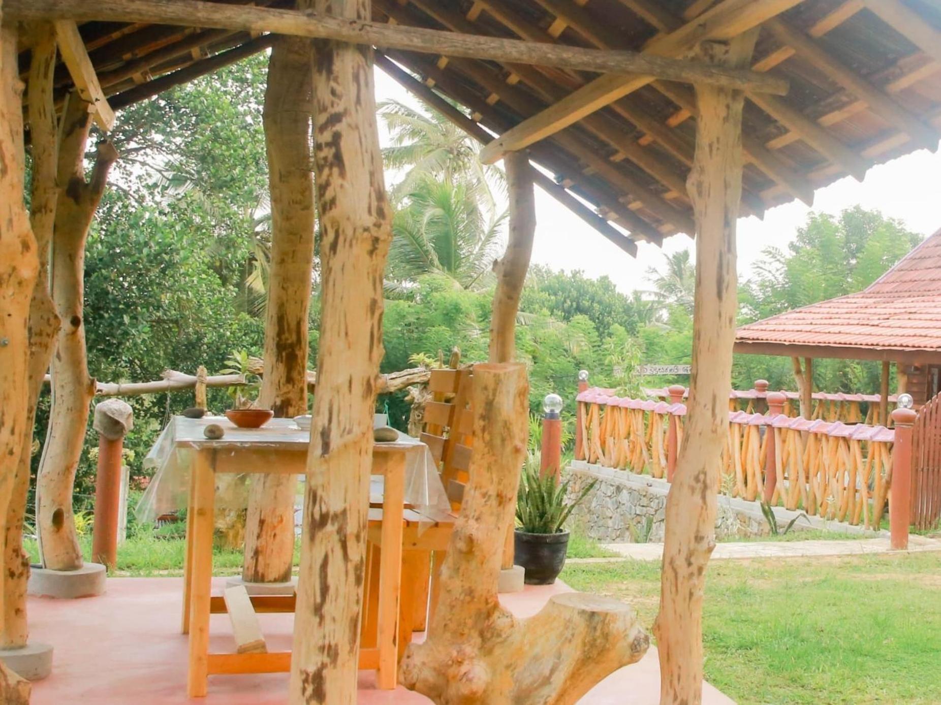 Blue Ocean Tree House Hiriketiya Villa Dikwella Eksteriør bilde