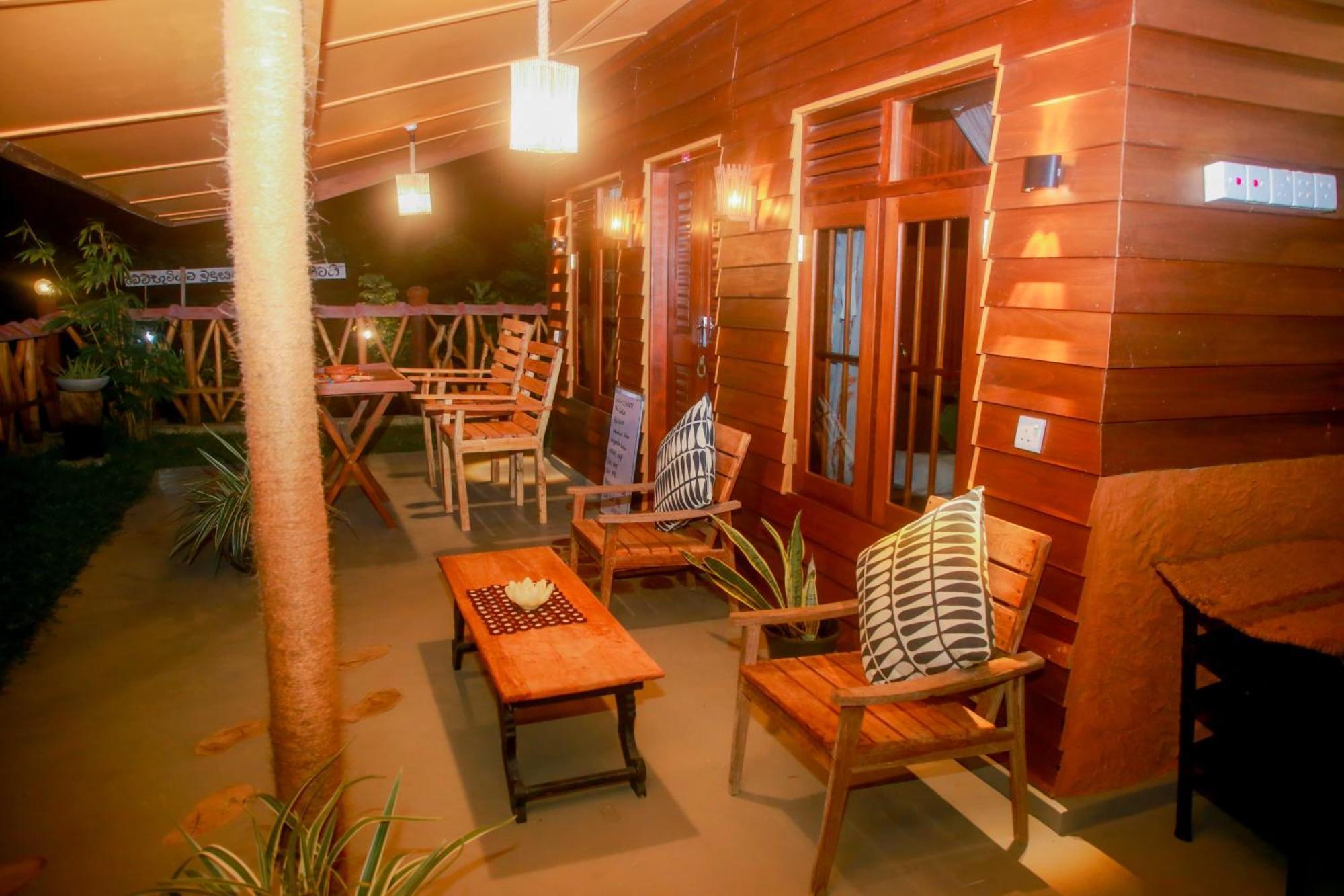 Blue Ocean Tree House Hiriketiya Villa Dikwella Eksteriør bilde
